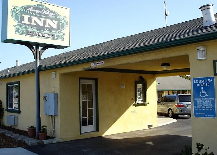 Arroyo Village Inn